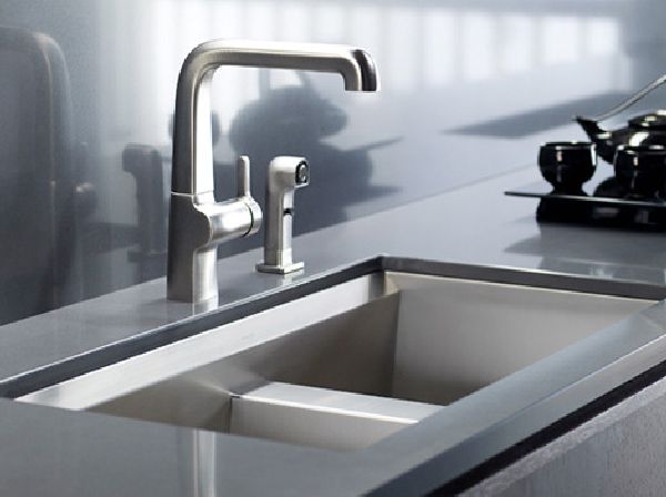 Stainless steel sink