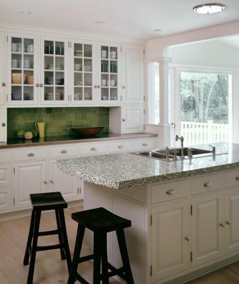 Green-Traditional-Backsplash-Tile