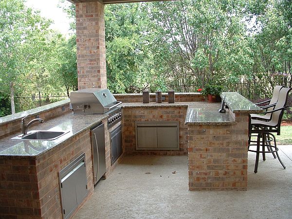 outdoor kitchen 3