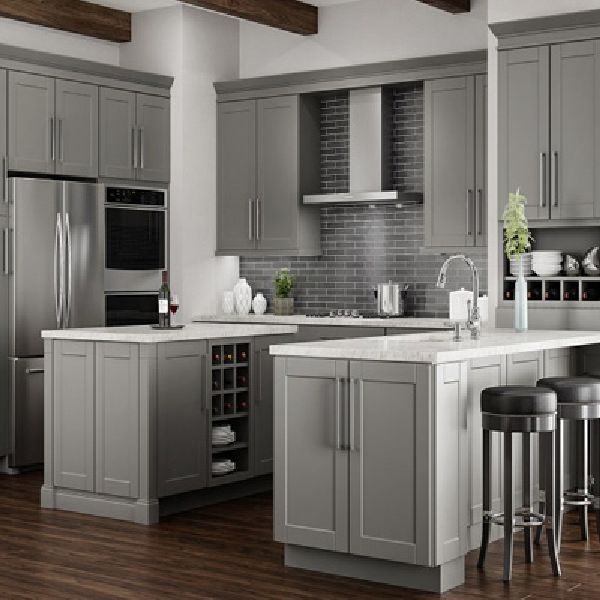 Tips For Selecting The Best Colors For Your Kitchen Cabinets